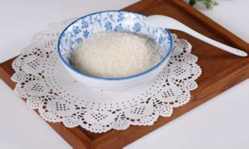  Bản thân đường không trực tiếp sản sinh ra các chất gây ung thư nhưng nó khiến bạn có cảm giác ngán không muốn ăn các loại thực phẩm nhiều dinh dưỡng khác. Mặc khác, hàm lượng calorie trong đường cao, ăn nhiều sẽ gây béo phì một trong những nguyên nhân gây ung thư. Muốn bổ sung đường bạn có thể ăn trái cây chín, vừa giàu vitamin lại có đường tự nhiên tốt cho sức khỏe bạn. 