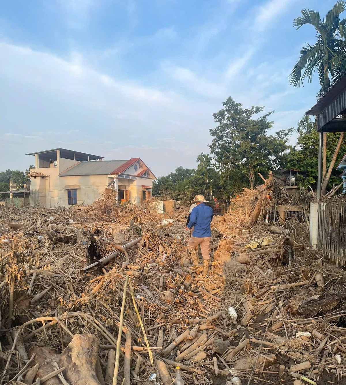 Giám đốc Tây Bắc Travel: “Tôi thấy mình nợ bà con miền núi” - Hình 7 Giam doc Tay Bac Travel: “Toi thay minh no ba con mien nui”-Hinh-7