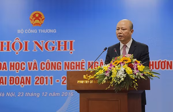 Tân chủ tịch Vinachem đảm nhận chức vụ khi hoạt động của Tập đoàn này gặp khó khăn do phải xử lý hậu quả từ các dự án thua lỗ - Ảnh: MOIT