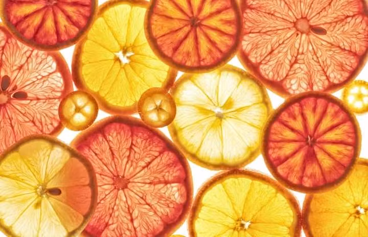 Thực ra đó là cam đỏ cắt lát.