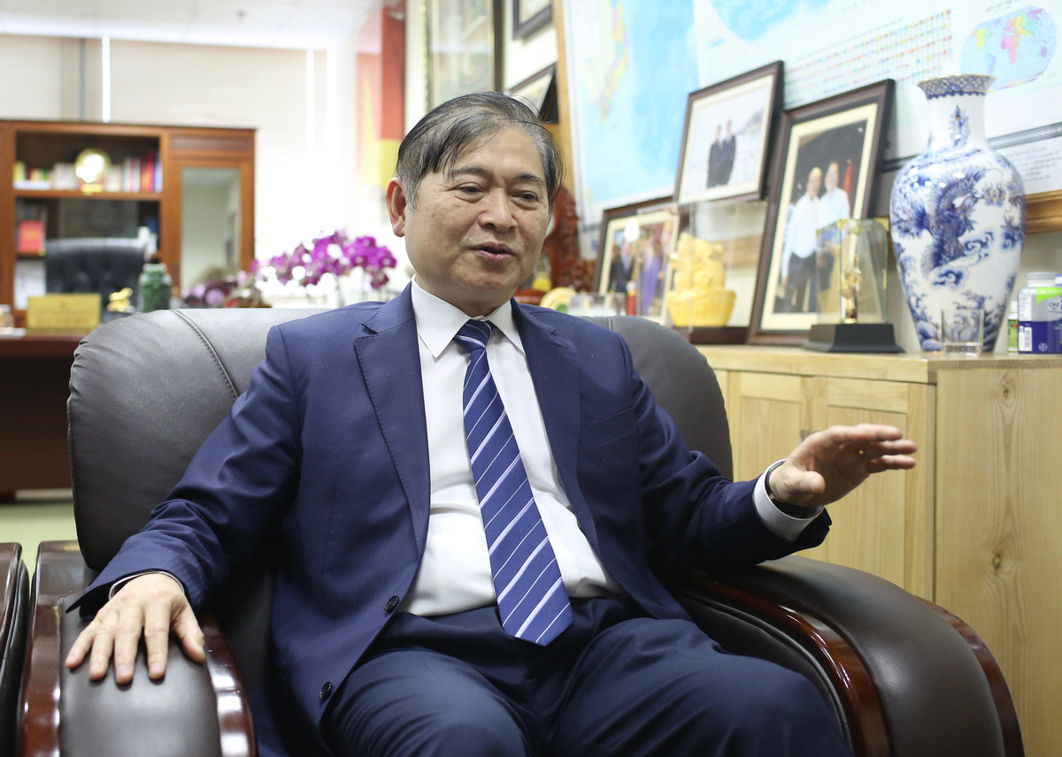 [e-Magazine] Chu tich VUSTA Phan Xuan Dung: “Ke tuc su nghiep ve vang, tap hop doi ngu tri thuc… xay dung Dat nuoc!”-Hinh-2