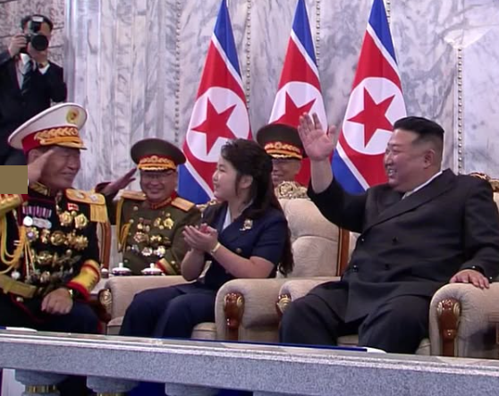 Điều ít biết về con gái nhà lãnh đạo Triều Tiên Kim Jong Un - Hình 3 Dieu it biet ve con gai nha lanh dao Trieu Tien Kim Jong Un-Hinh-3