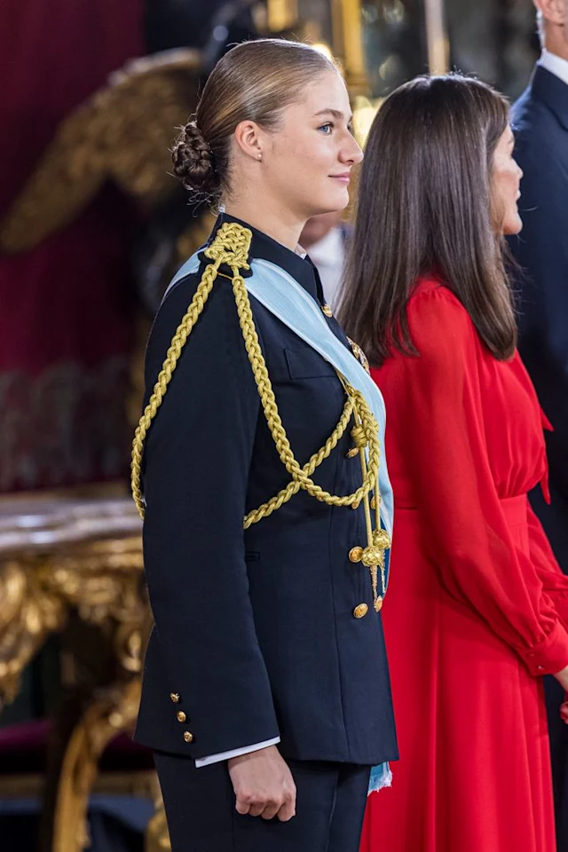 Là người kế vị của Hoàng gia Tây Ban Nha, trong tương lai khi trở thành Nữ hoàng, Công chúa Leonor sẽ được giao trọng trách Tổng tư lệnh chỉ huy toàn bộ các lực lượng vũ trang của Tây Ban Nha. Ảnh: HM.