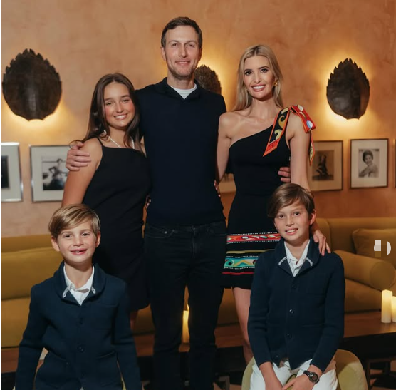 Sau khi ông Trump rời khỏi Nhà Trắng tháng 1/2021, gia đình nhỏ của Ivanka chuyển đến Miami. Ivanka và Kushner có ba người con: Arabella, Joseph và Theodore. Ảnh: Instagram.