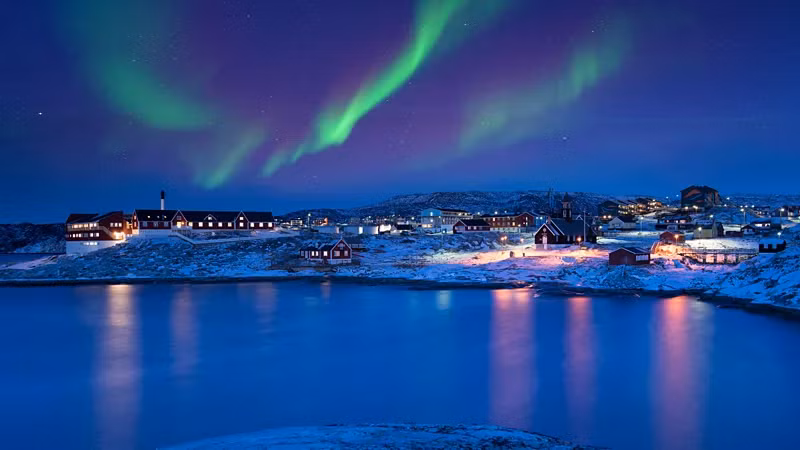 10. Greenland: Hoạt động đi bộ đường dài, đi xe trượt tuyết chó kéo truyền thống và ngắm cực quang kỳ diệu vào mùa đông,...khiến Greenland trở thành điểm đến lý tưởng cho du khách trong năm nay.
