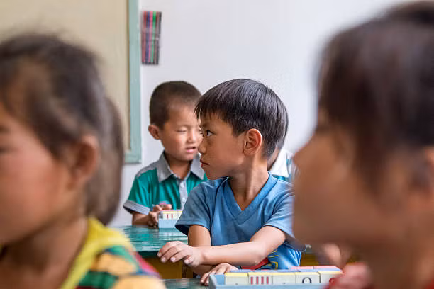 Can canh cuoc song doi thuong binh di o dat nuoc Trieu Tien-Hinh-3