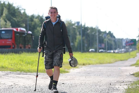 Chang trai Nga phuot 6.000km den An Do, ly do ai cung xuc dong-Hinh-2