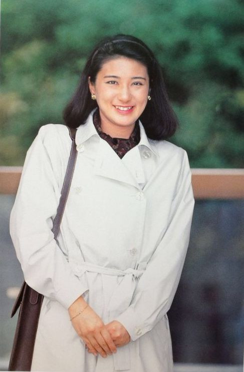 Bà Masako đã có cơ hội được trải nghiệm cuộc sống của một "công dân toàn cầu" với tuổi thơ ở Liên Xô, Thụy Sĩ, Mỹ trước khi trở về Nhật Bản. (Ảnh: Pinterest)