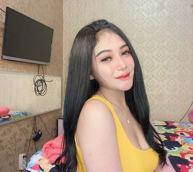 Cap chi em xinh dep tam goi giua duong va cai ket dang-Hinh-2