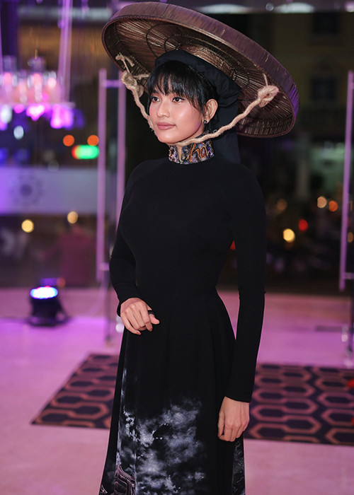 Trương Thị May thường xuyên tham gia các chương trình thiện nguyện nên việc góp một phần nhỏ trong thành công của chương trình vừa qua là niềm vui lớn của cô. 