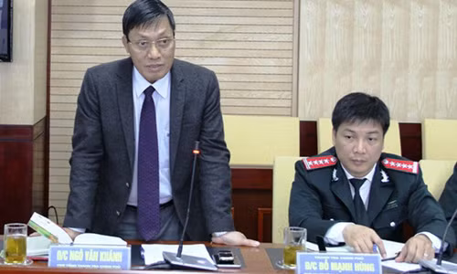 Phó tổng Thanh tra Chính phủ Ngô Văn Khánh công bố quyết định thanh tra tại Tông cục Hải quan. Ảnh: Bảo Lâm.