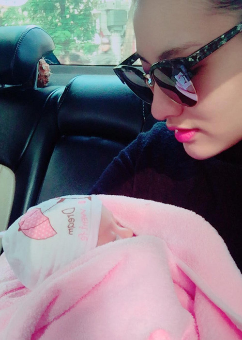 Cuoc song binh yen cua Hong Que khi len chuc me-Hinh-6