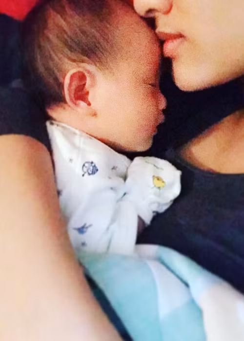 Cuoc song binh yen cua Hong Que khi len chuc me-Hinh-5