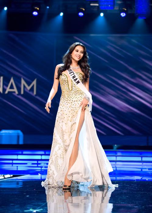 Vo Hoang Yen khoe anh chup cung Tong thong dac cu Donald Trump-Hinh-4