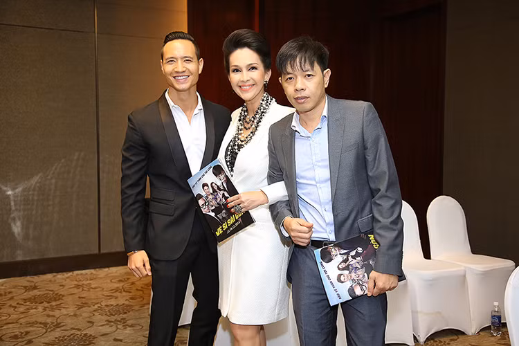 Cùng với Kim Lý, “ông vua phòng vé” Thái Hòa cũng là nam diễn viên chính của phim “Vệ sĩ Sài Gòn”. 