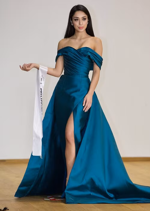 Doi thu dang gom cua Kha Trang tai HH Sieu quoc gia-Hinh-10