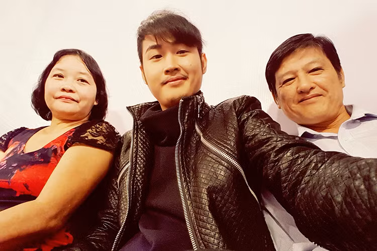 Thanh Duy cho biết, Trần Phương đã phải sống trong cái bóng của anh trai lúc còn nhỏ. Rồi khi tham gia gameshow, Trần Phương bị gắn mác em trai ca sĩ nổi tiếng. (Ảnh: Facebook nhân vật)