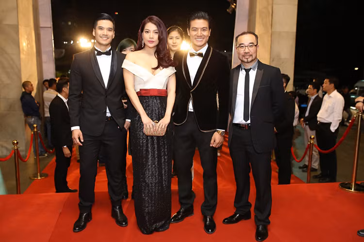 Angela Phuong Trinh goi cam Ly Nha Ky dep kieu sa tai LHP-Hinh-7