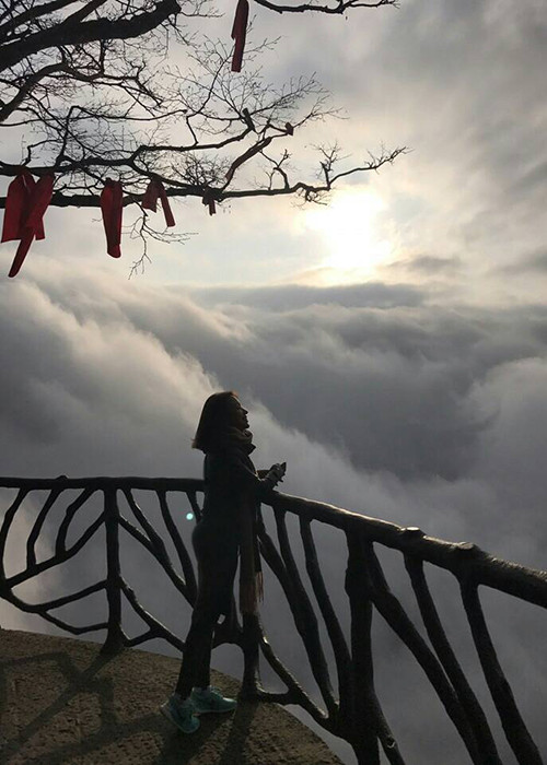 Anh moi nhat cua Van Hugo sau khi chia se benh tinh-Hinh-5