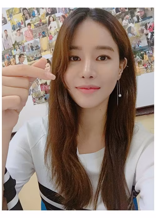 Jung Hae Na cũng được fans hết lời khen ngợi về nhan sắc đời thường xinh đẹp. (Ảnh: Instagram nhân vật)