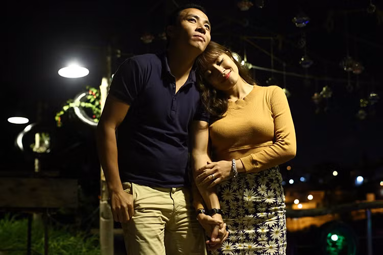 Nữ MC xinh đẹp thường xuyên khoe khoảnh khắc tình cảm bên bạn trai trên trang cá nhân. (Ảnh: Facebook nhân vật) 