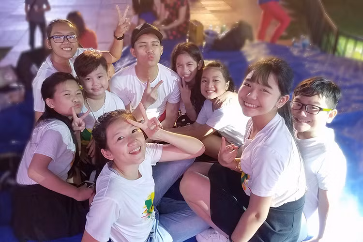 Trước đó, team Noo Phước Thịnh vui vẻ hội ngộ sau khi The Voice Kids 2016 kết thúc. (Ảnh: Facebook Noo Phước Thịnh)