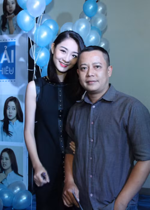 “Nửa kia” của Trà My tên Hoàng Đạo và là một chuyên gia tư vấn doanh nghiệp. Kể từ khi hẹn hò, nữ người mẫu khá im ắng. (Ảnh: VTC News)