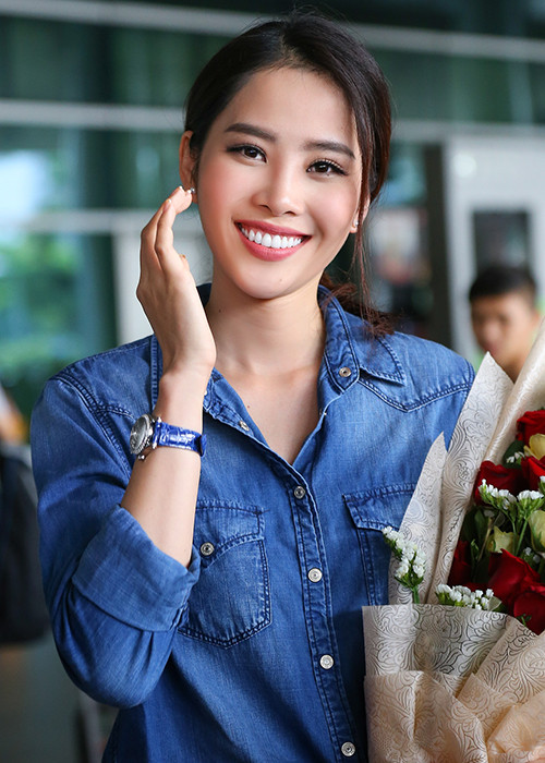 Người đẹp cho rằng sân khấu quá lớn và không gian quá rộng nên áp lực về tâm lý là điều không thể tránh khỏi. 