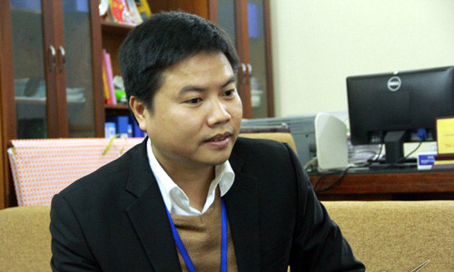 Chu tich phuong giai ma bi an 6 ngoi mo moc sau mot dem