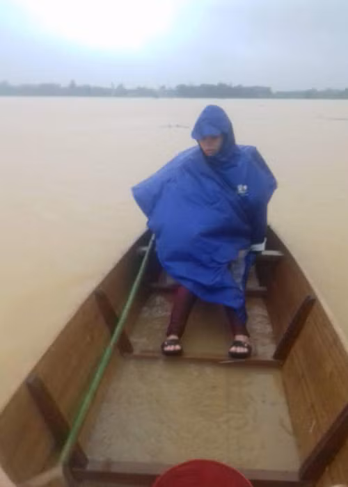 Chị Huyền được đưa đến bệnh viện để sinh con lúc 4h sáng.