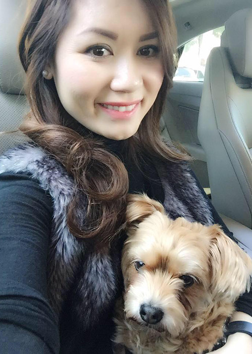 Trên trang cá nhân, nữ doanh nhân gốc Việt kiều thường xuyên chia sẻ hình ảnh đời thường trẻ trung, xinh đẹp. (Ảnh: Facebook Thủy Tiên)