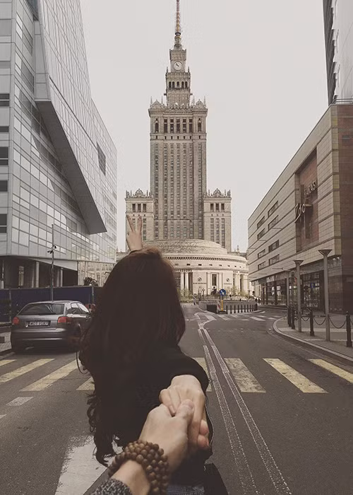 Hoang Thuy Linh Vinh Thuy hen ho o chau Au-Hinh-5