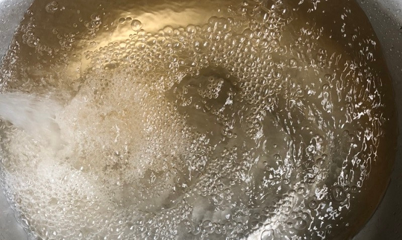 Ha Noi: Dan phat khiep khi song chung duong nuoc day giun san-Hinh-4