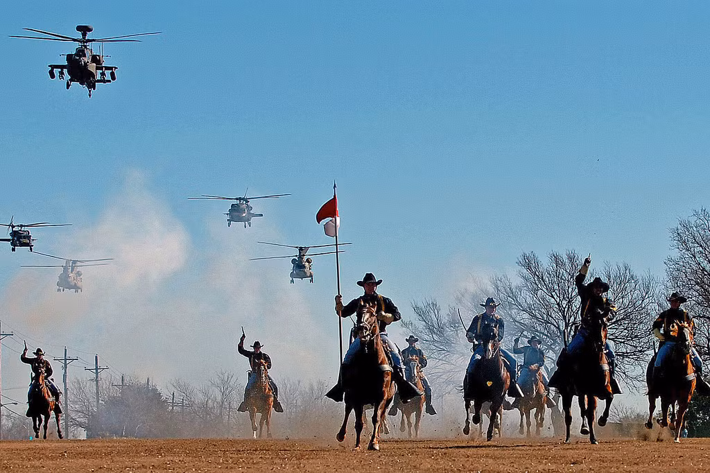 Thứ nhất, Hoa Kỳ (đứng thứ 3 theo Global), ngân sách quốc phòng 601 tỷ USD, quân số 1,4 triệu, xe tăng 8.848 chiếc, máy bay 13.892, tàu ngầm 72. Nguồn ảnh: Wikipedia