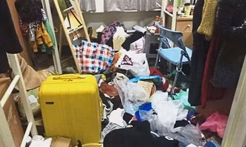 Hoang loan truoc do ban cua ban gai, chang trai chia tay ngay tuc thi