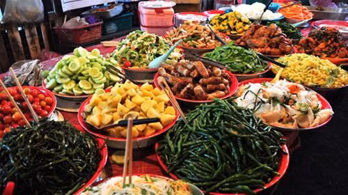 Ben Tre: 42 cong nhan nhap vien nghi ngo doc thuc an