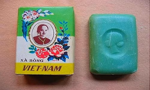 Hinh anh nguoi dep bi an tren thuong hieu xa bong nuc tieng mot thoi-Hinh-2