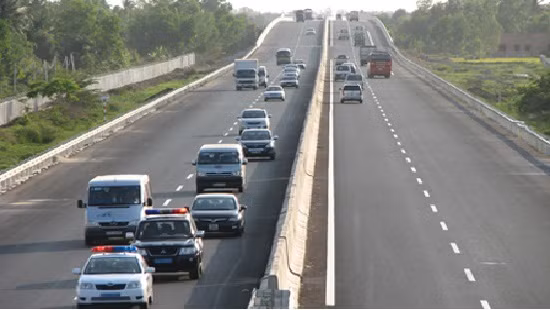 Thông tin từ báo Công Lý cho hay, ngày 27/5, tại km 44+400 đường cao tốc Hà Nội - Hải Phòng, thuộc địa phận xã Cổ Bì, huyện Bình Giang (Hải Dương) xảy ra vụ tai nạn giao thông nghiêm trọng giữa ô tô con và một xe tải 3,5 tấn, làm 3 người thương vong. Ảnh minh họa.