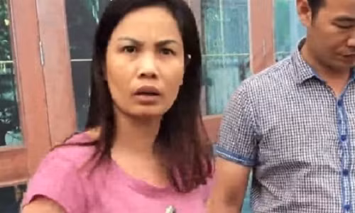 Nguoi phu nu lang ma canh sat noi gi?