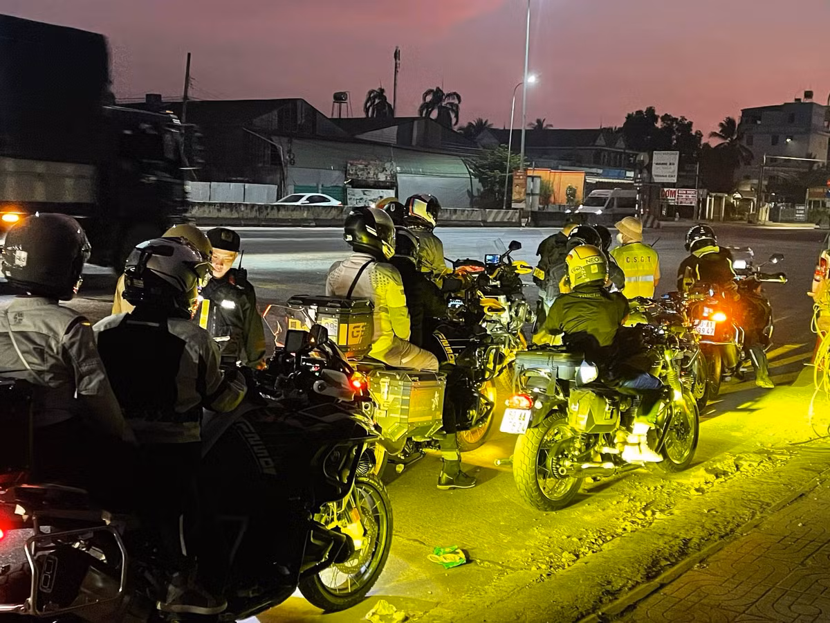 Dong Nai: 19 nguoi trong doan mo to phan khoi lon khong co GPLX