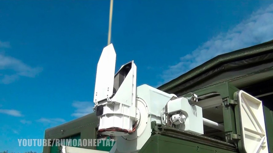 Điều này rõ ràng cho thấy thực tế rằng tổ hợp laser Peresvet có thể đối phó thành công không chỉ với máy bay không người lái như đã nêu trước đây.