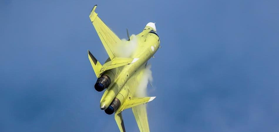 Ngoài ra giá Su-34 không hề rẻ, nếu Trung Quốc có thiện ý mua thì cũng không thể tạo thành một lực lượng chiến đấu hiệu quả trong thời gian ngắn.