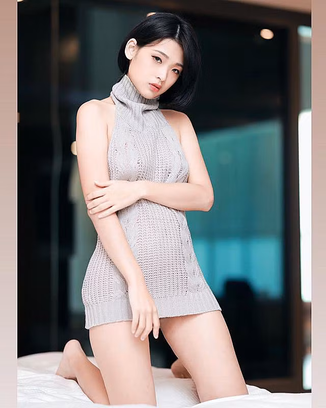 Đa số mọi người đều cho rằng, chiếc quần short nói trên của cô nàng có thiết kế hình tam giác, trông chẳng khác nào quần nội y.