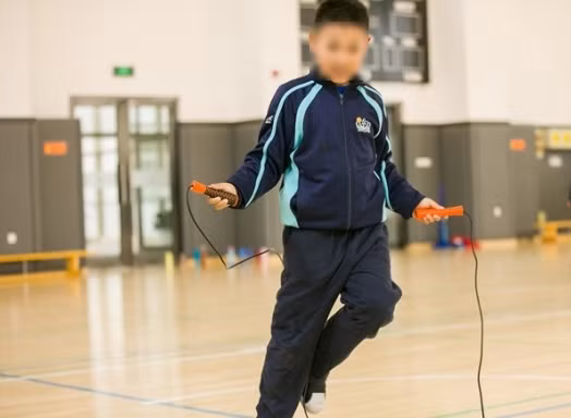 Me bat tap the duc kieu nay, con trai liet nua nguoi