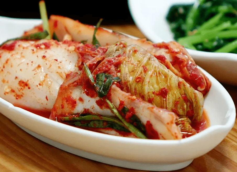 Muoi kim chi kieu nay, hai me con doi dien tu than