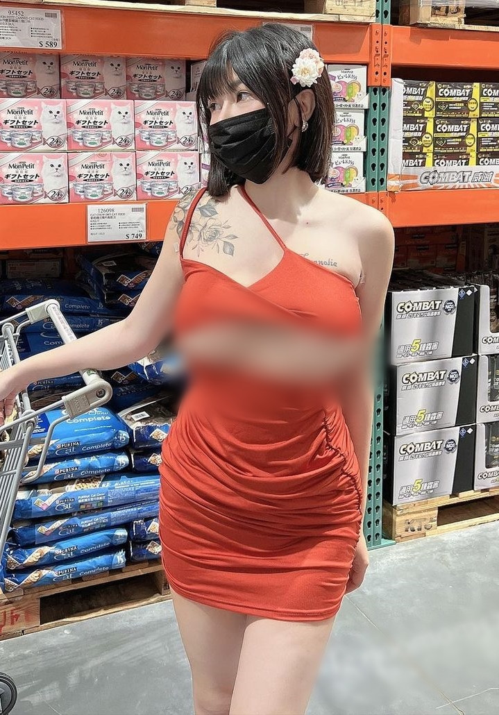 Trương Hi Hi từng tuyên bố, cô nàng ưa thích phong cách gợi cảm và vô cùng tự tin với vẻ đẹp hình thể của mình.