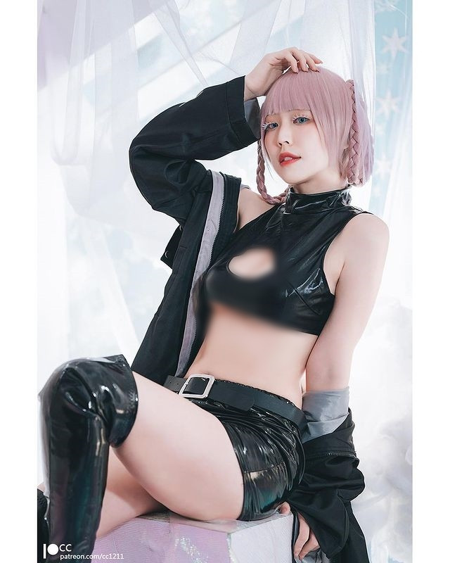 Hiện tại, trên trang cá nhân IG, Hi Hi đã có tới hơn 255.000 người hâm mộ, yêu thích, mỗi bức ảnh nhận được hàng chục ngàn lượt thả tim và bình luận.