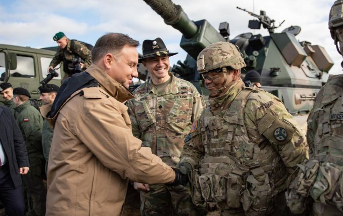 “Phía Ba Lan đã trao cho tôi một công hàm, họ khẳng định một vật thể bay đã xâm nhập không phận vào sáng ngày 29/12/2023 chính là tên lửa hành trình của Nga. Nhưng theo yêu cầu của tôi, không có bằng chứng hữu hình nào được đưa ra”. Với những gì diễn ra, những tranh cãi và căng thẳng giữa Ba Lan và Nga dự kiến sẽ còn tiếp diễn, thậm chí trở nên trầm trọng hơn trong thời gian tới.