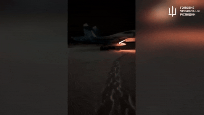 GUR cho hay cuộc tấn công nhằm vào tiêm kích bom Su-34 tại sân bay do đặc tình của họ thực hiện, nhưng không cho thấy kết quả của vụ đốt phá.