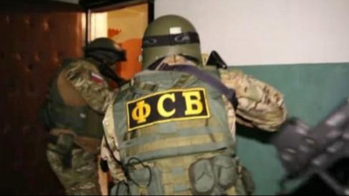 " Cơ quan An ninh Nga đã bắt một công dân liên quan đến âm mưu phá hoại theo chỉ đạo của tình báo Ukraine tại cơ sở của Bộ Quốc phòng ở tỉnh Chelyabinsk hồi đầu tháng", FSB ra thông cáo cho biết hôm 5/1.